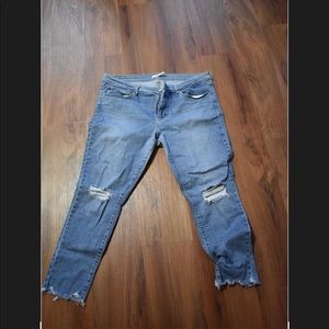 Levi’s 711 skinny W34